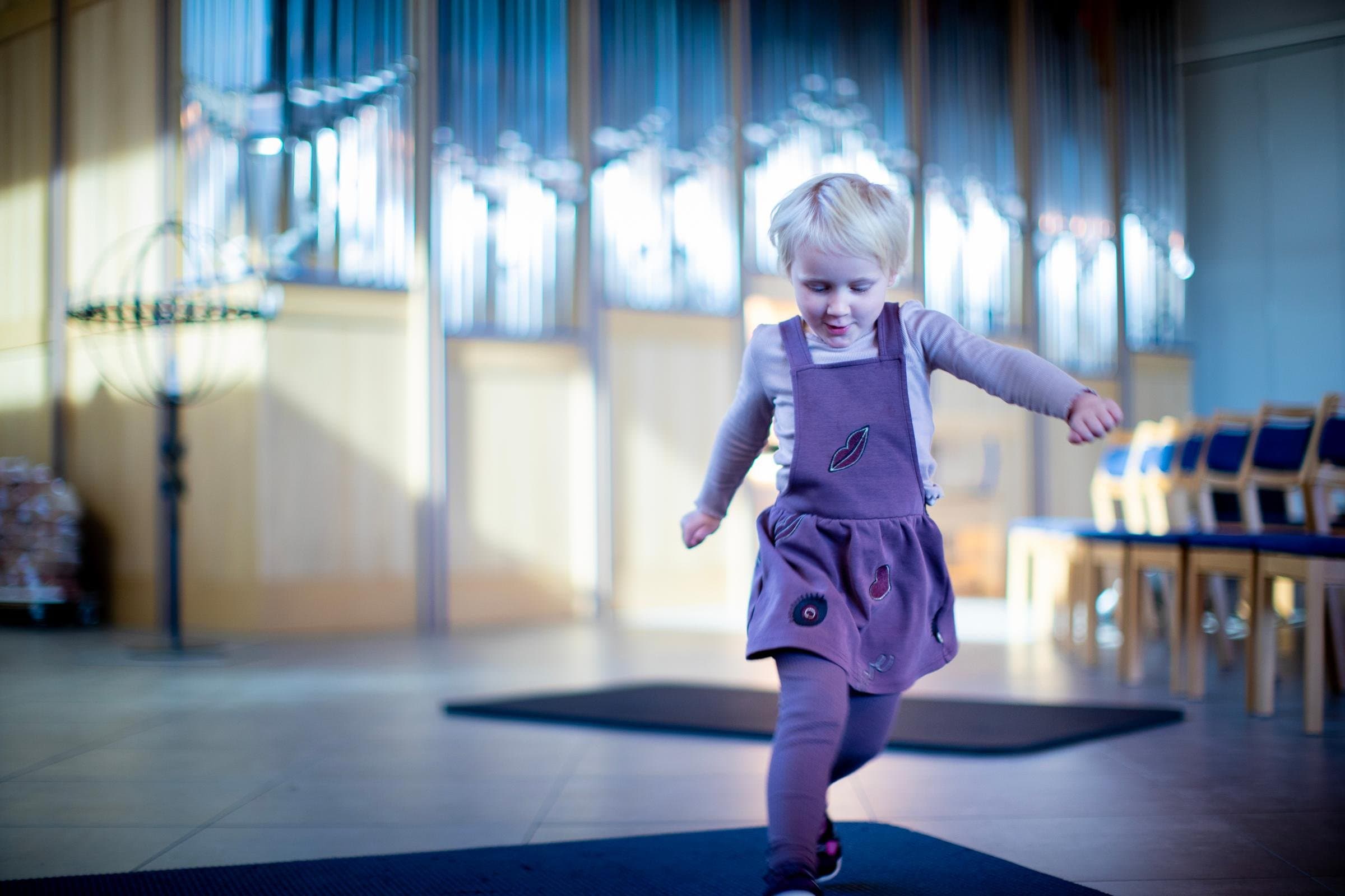 Familiegudstjeneste Skaperverkets dag. Grefsen kirkes barnehage med.